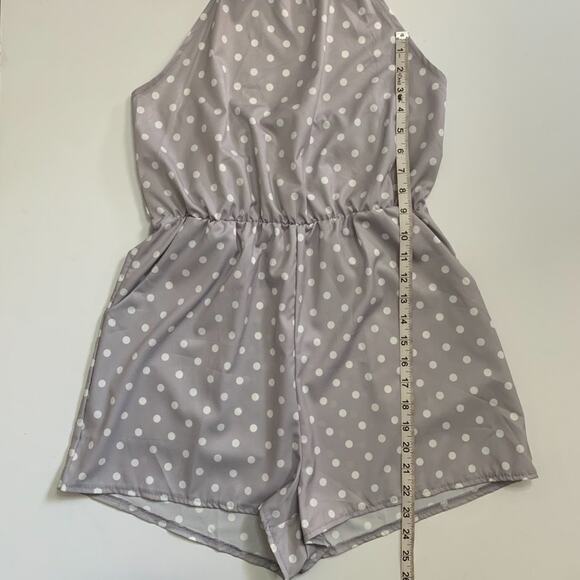 NWT Gray Polka Dot Halter Top Romper Small - Picture 4 of 10